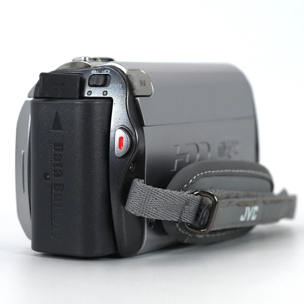 JVC Everio GZ-MG330HU Camcorder Silver 30GB HDD 35x Zoom Recording